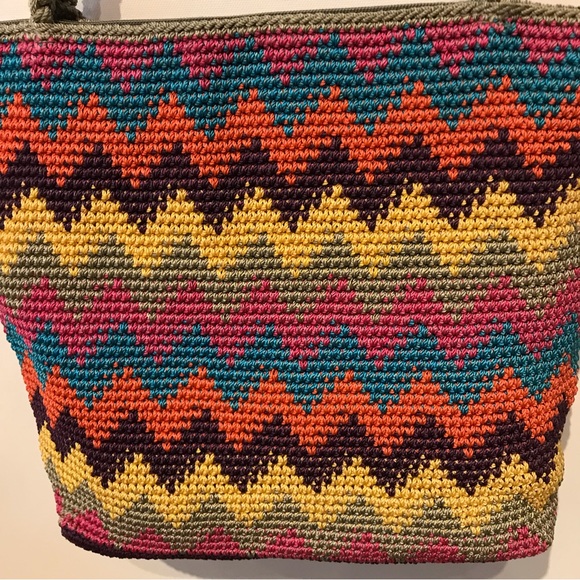 Chevron Patterned Woven Bag by The Sak - Picture 5 of 10